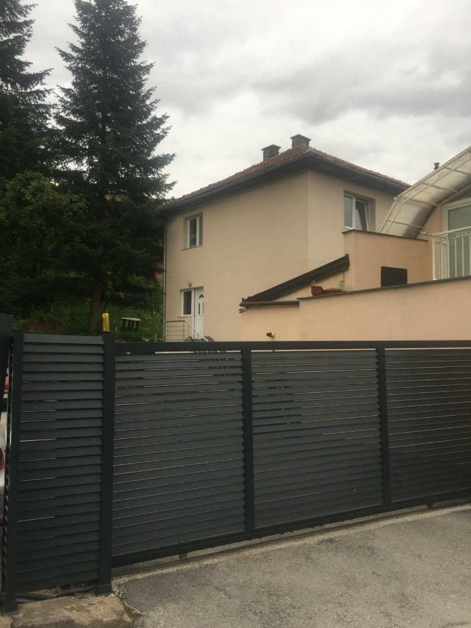 Apartment Green Сараево Екстериор снимка